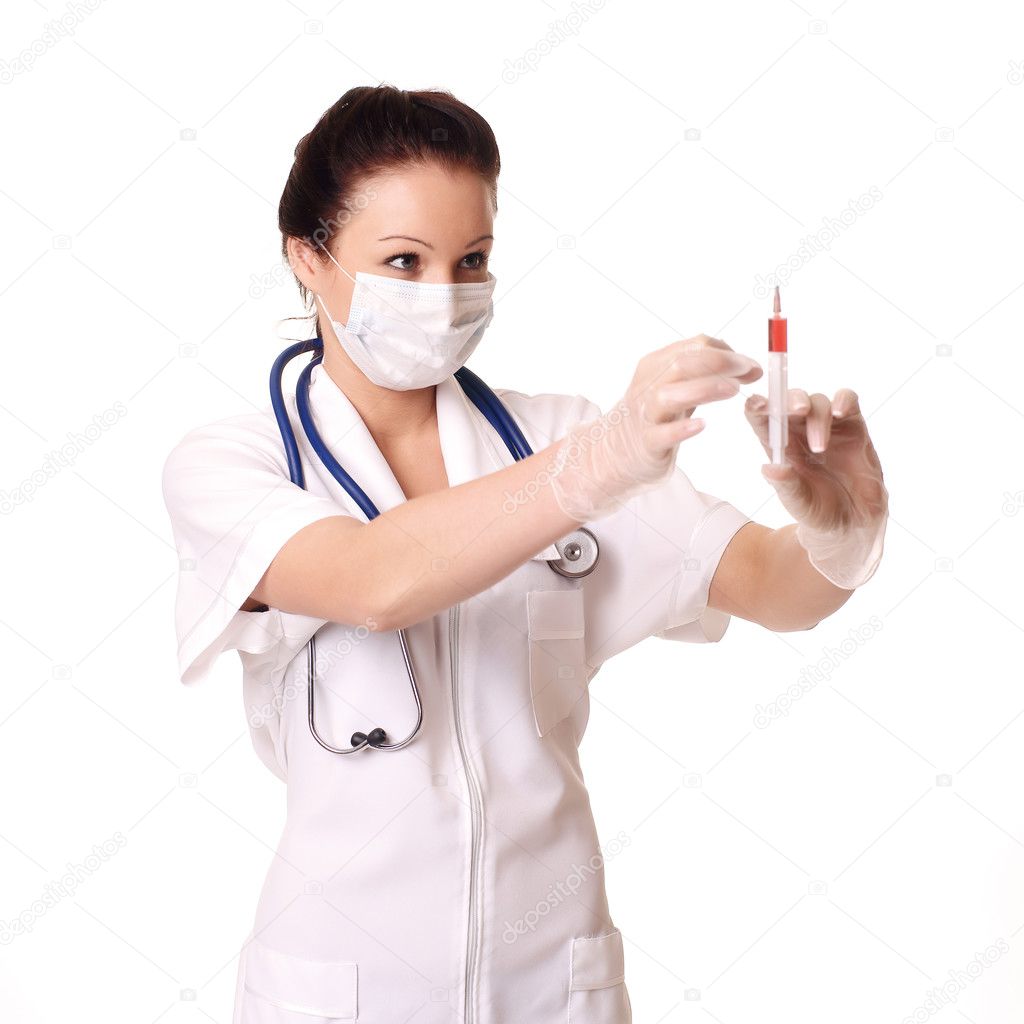 depositphotos_2730383-Smiling-doctor-holding-injection.jpg