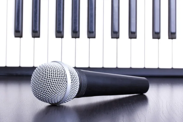 Microphone and piano keyboard