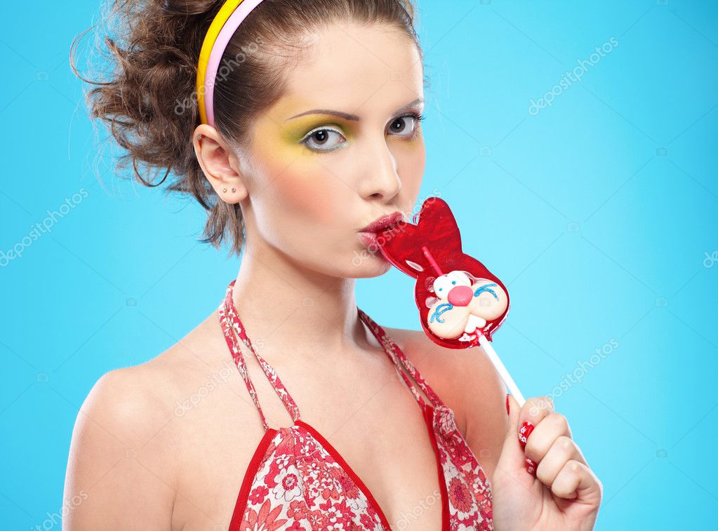 http://static4.depositphotos.com/1000929/347/i/950/depositphotos_3473354-Beautiful-girl-with-lollipop.jpg