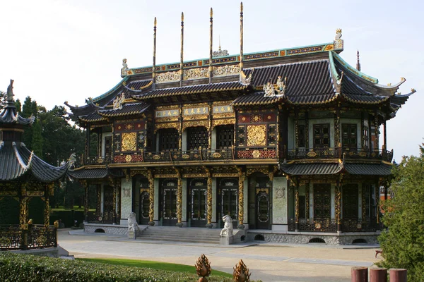 Chinese architecture — Stock Photo #2733395