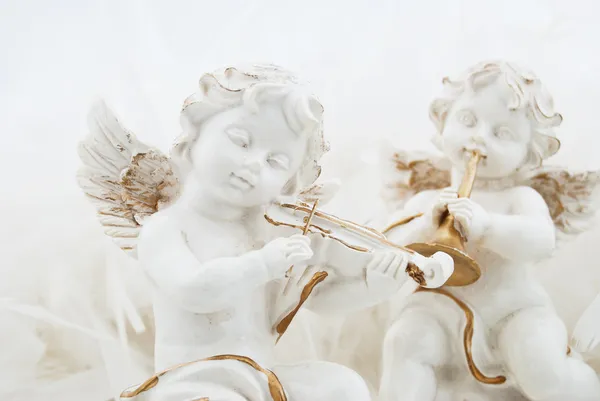 Figurines in the form of the angel