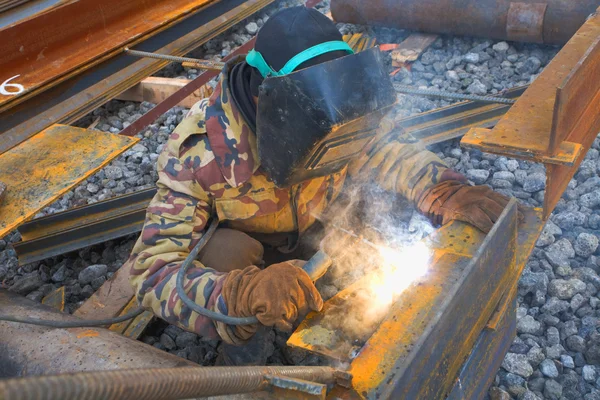 Welder welding metal — Stock Photo #2931398
