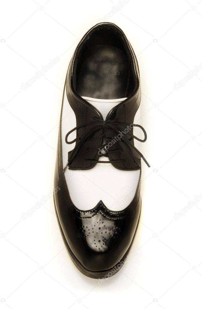 How To Polish Patent Leather Tuxedo Shoes How To Polish Patent Leather Tuxedo Shoes