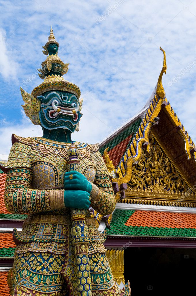 Thai guardian statue — Stock Photo © andreasgradin 2716623