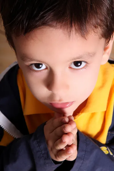 a child praying