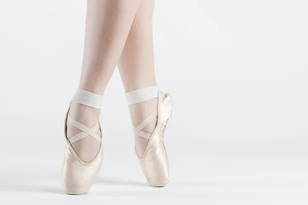 Detail of ballet dancer\'\'s feet