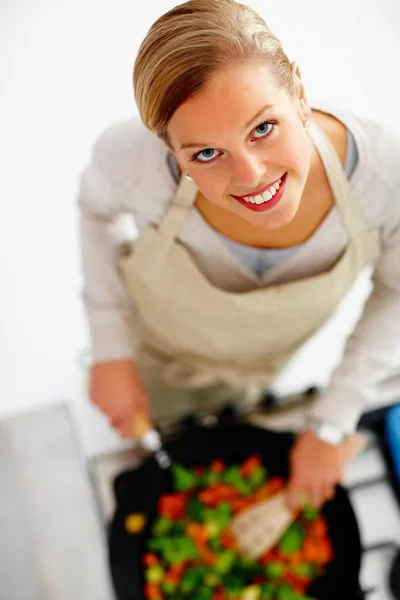 women cooking