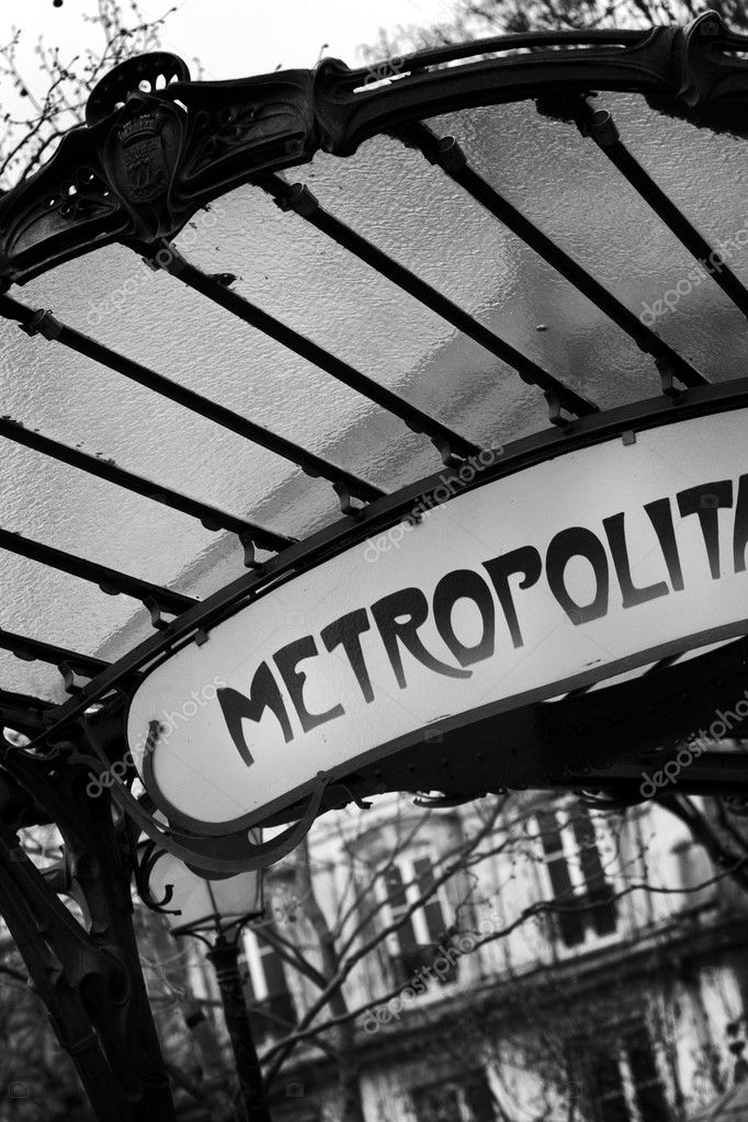 Paris Metro Art