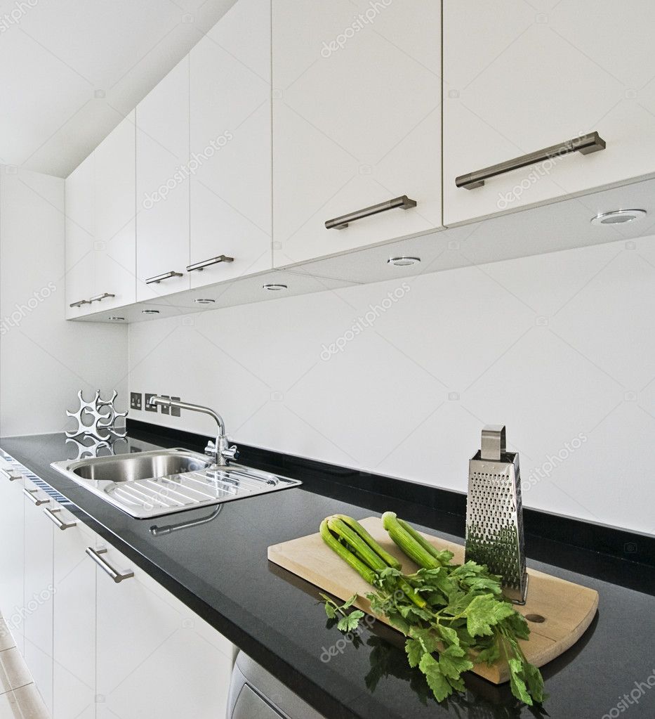 Moderna vita kök — stockfotografi © jrphoto #3700408
