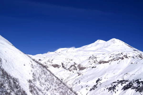 Кавказские горы. Эльбрус — стоковое фото