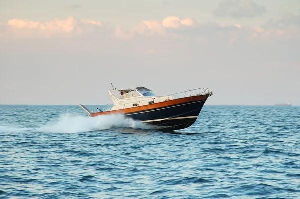 Motor Yacht — Stockfoto