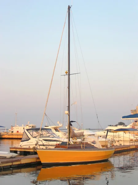 Yellow yacht — Stock Photo, Image