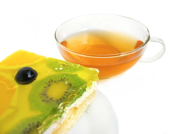 Tarte aux fruits avec tasse à thé — Photo
