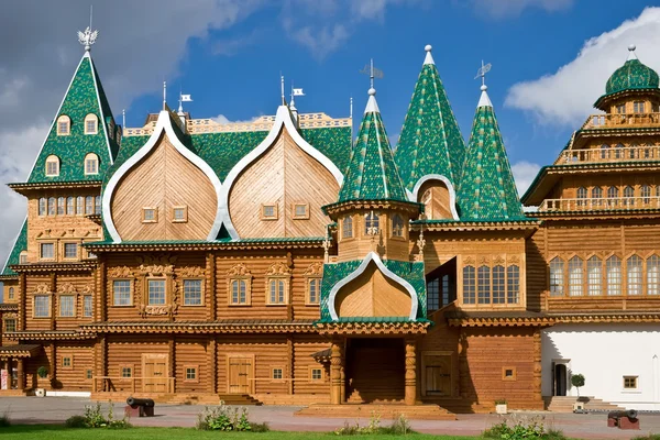 木製の宮殿 — ストック写真