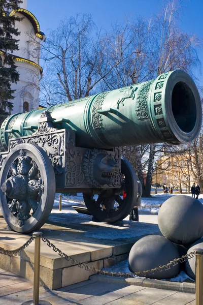 The biggest ancient cannon — Stock Photo, Image