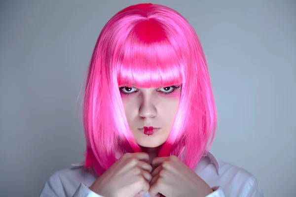 Porträt einer jungen Frau mit japanischem Make-up — Stockfoto