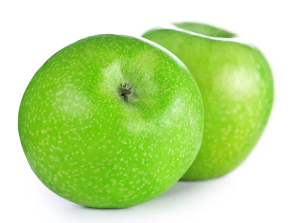 Dwa zielone jabłko na białym tle — Zdjęcie stockowe