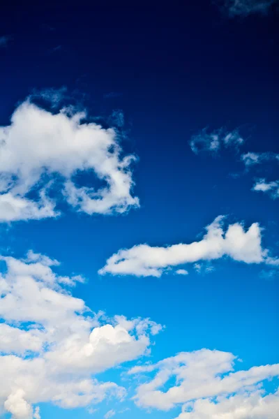 Cielo azul —  Fotos de Stock
