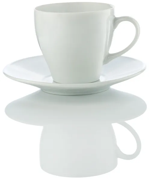 Tasse auf einem Teller isoliert — Stockfoto