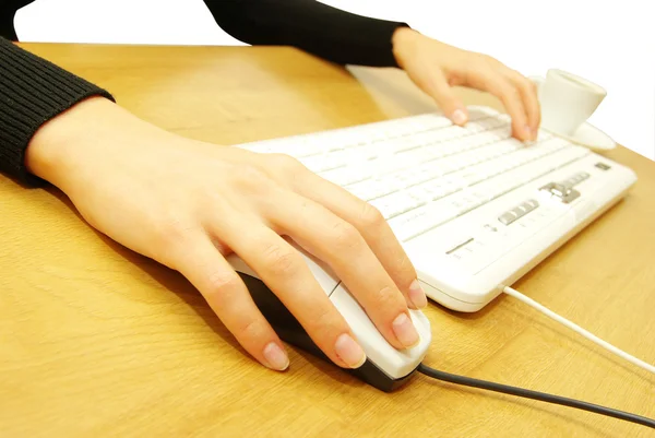 Escribir en el teclado del ordenador — Foto de Stock