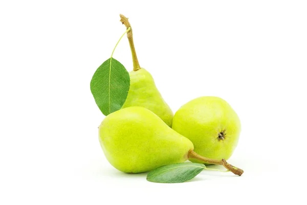 Päron med blad — Stockfoto