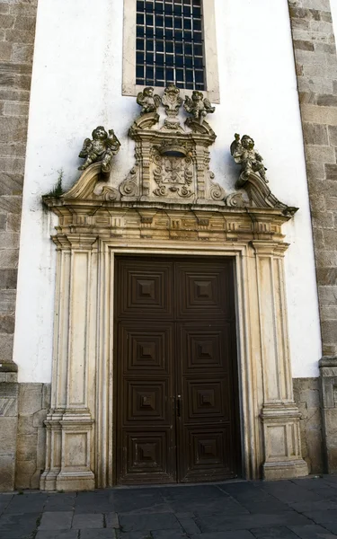 Detalhes da igreja em uma cidade em Portugal — Fotografia de Stock