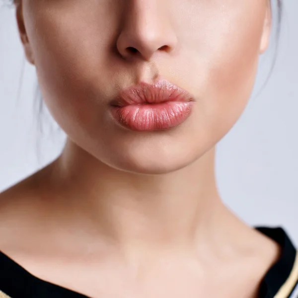 Hermosos labios — Foto de Stock