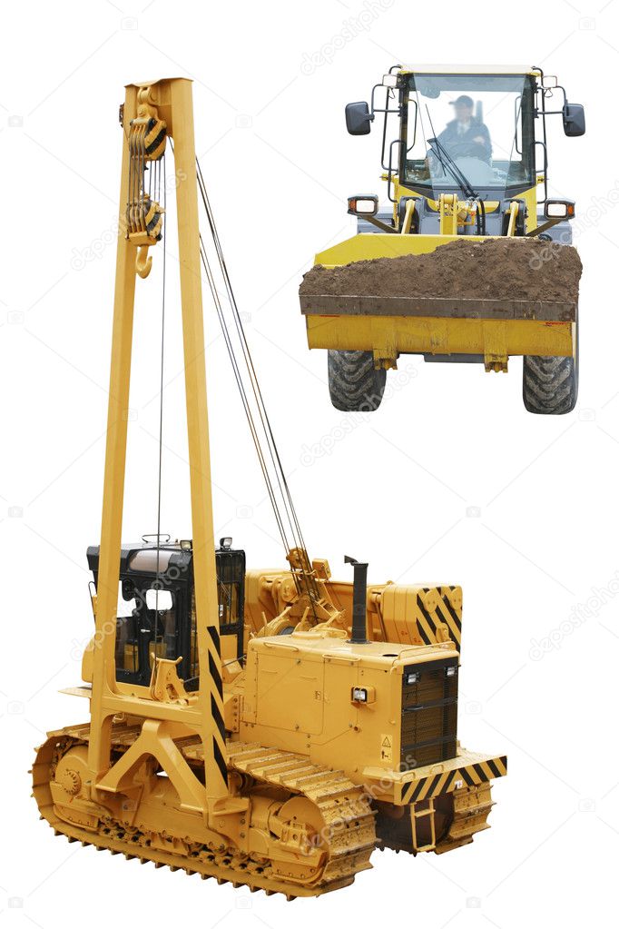 Pipelaying crane and tractor