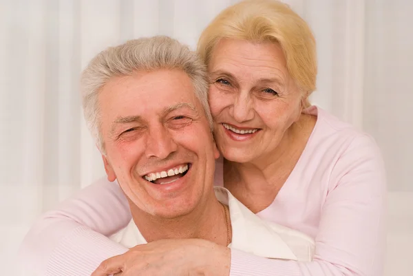 Šťastný středního věku muži a ženy dohromady — Stock fotografie
