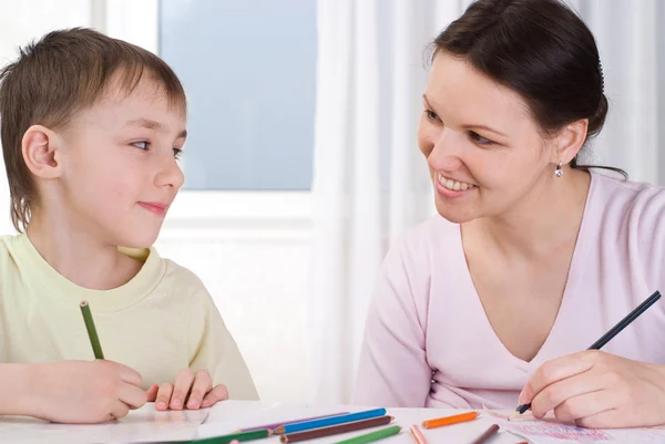 Mother draws with his son — Stock Photo, Image