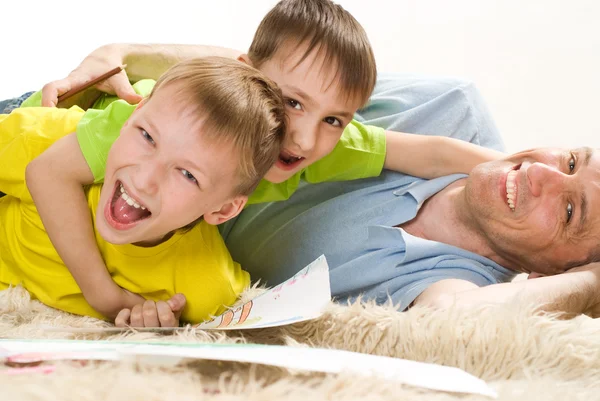 Father and two young brother — Stock Photo, Image