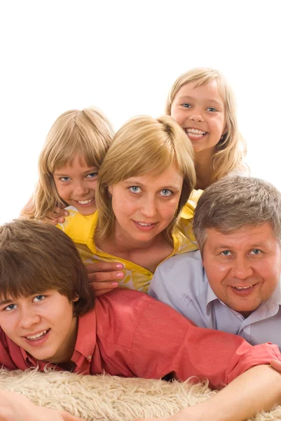 Счастливая семья из пяти человек — стоковое фото