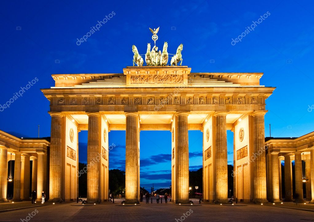 베를린의 브란덴부르크 문 — 스톡 사진 © swinnerrr 3719948