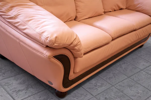 Sofá rosa — Foto de Stock