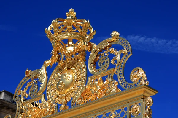ヴェルサイユ宮殿のゲートの詳細 — ストック写真