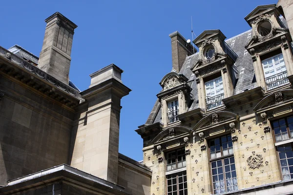 Парижская архитектура — стоковое фото