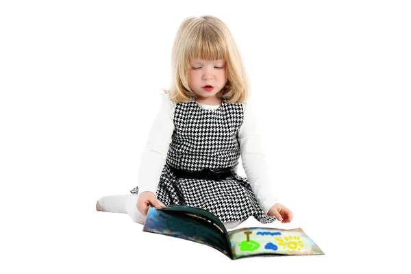 Mädchen mit Buch isoliert auf weiß — Stockfoto