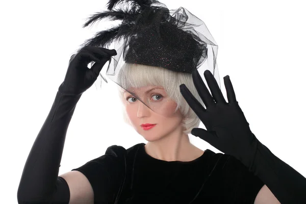 Krásná žena v retro stylu v klobouku — Stock fotografie