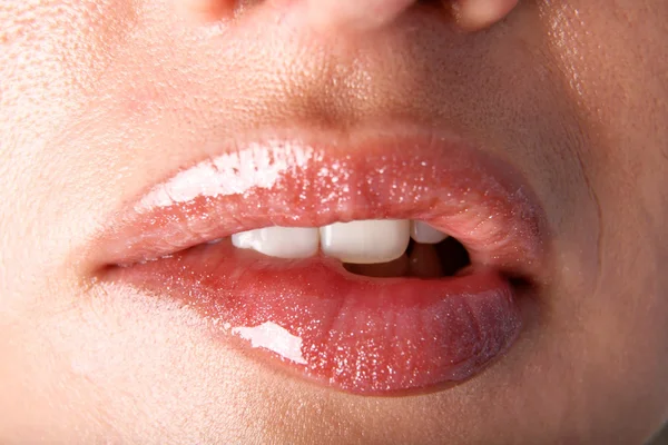 Pembe dudaklar — Stok fotoğraf