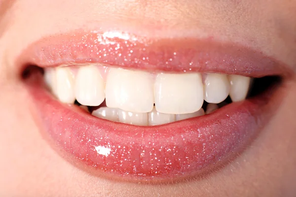Mulher boca com dentes — Fotografia de Stock