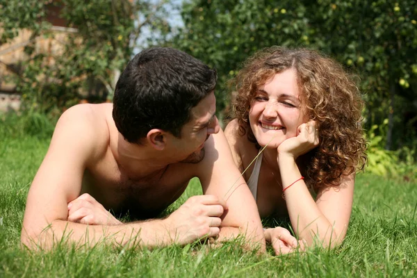 Romantic couple outdoors — Stock Photo, Image
