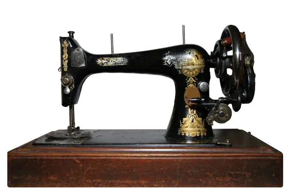 Vintage máquina de costura isolada no branco — Fotografia de Stock