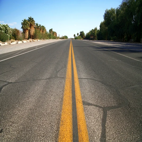 Straße in Kalifornien, Vereinigte Staaten — Stockfoto
