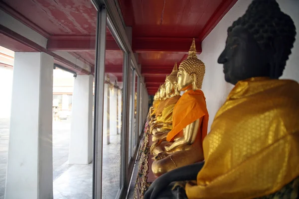 Buda anıtları — Stok fotoğraf