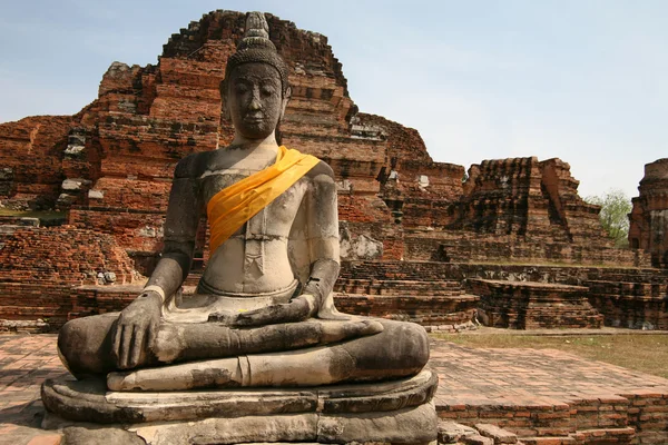 Buddha, emlékei a romok Ayutthaya — Stock Fotó