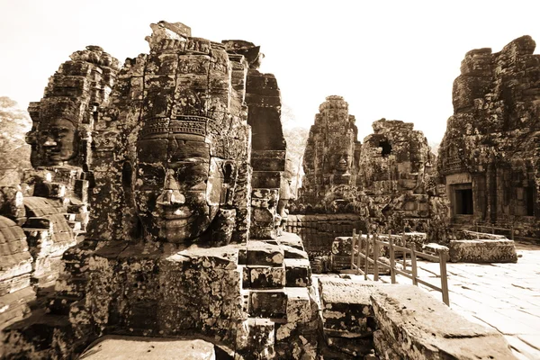 Angkor tapınakta Bayon thom, cambodia — Stok fotoğraf