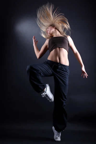 Nő modern balett-táncos — Stock Fotó