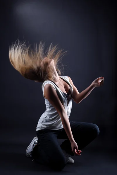 Kobieta tancerz baletowy — Zdjęcie stockowe