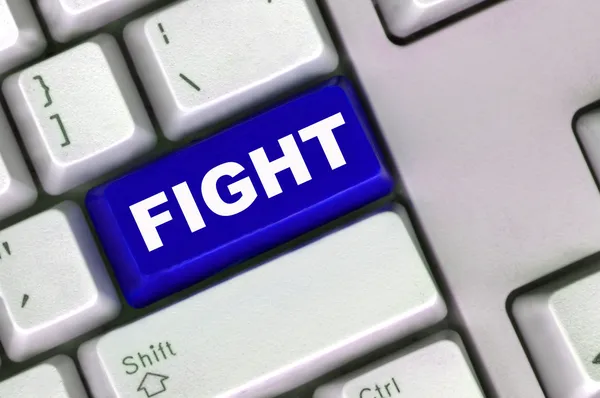 Botão de luta em um teclado de computador — Fotografia de Stock