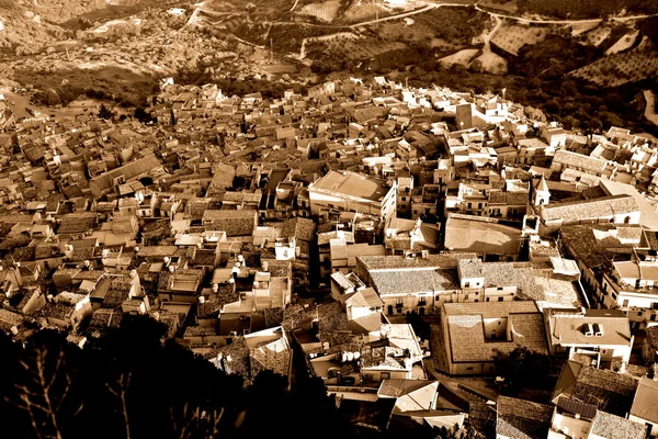 古老的意大利，西西里岛，caltabelotta 城市 — 图库照片